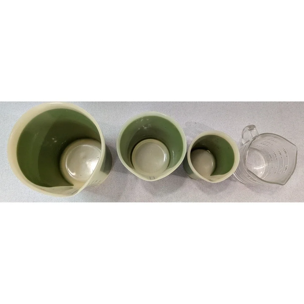 iSi Silicone Measuring Cup Set 4pc Sage Green & Glass 1 Cup Good Flexible Pour